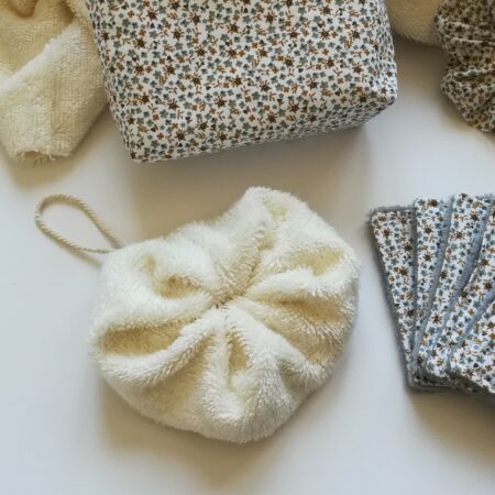 Fleur de douche en éponge de bambou réutilisable